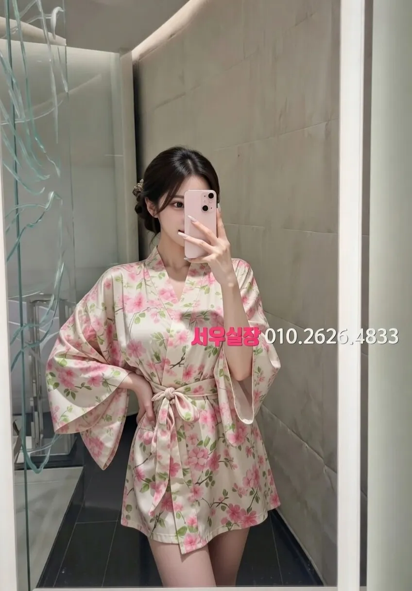 논현 쓰리노 프리미엄 라인업 14번 프로필