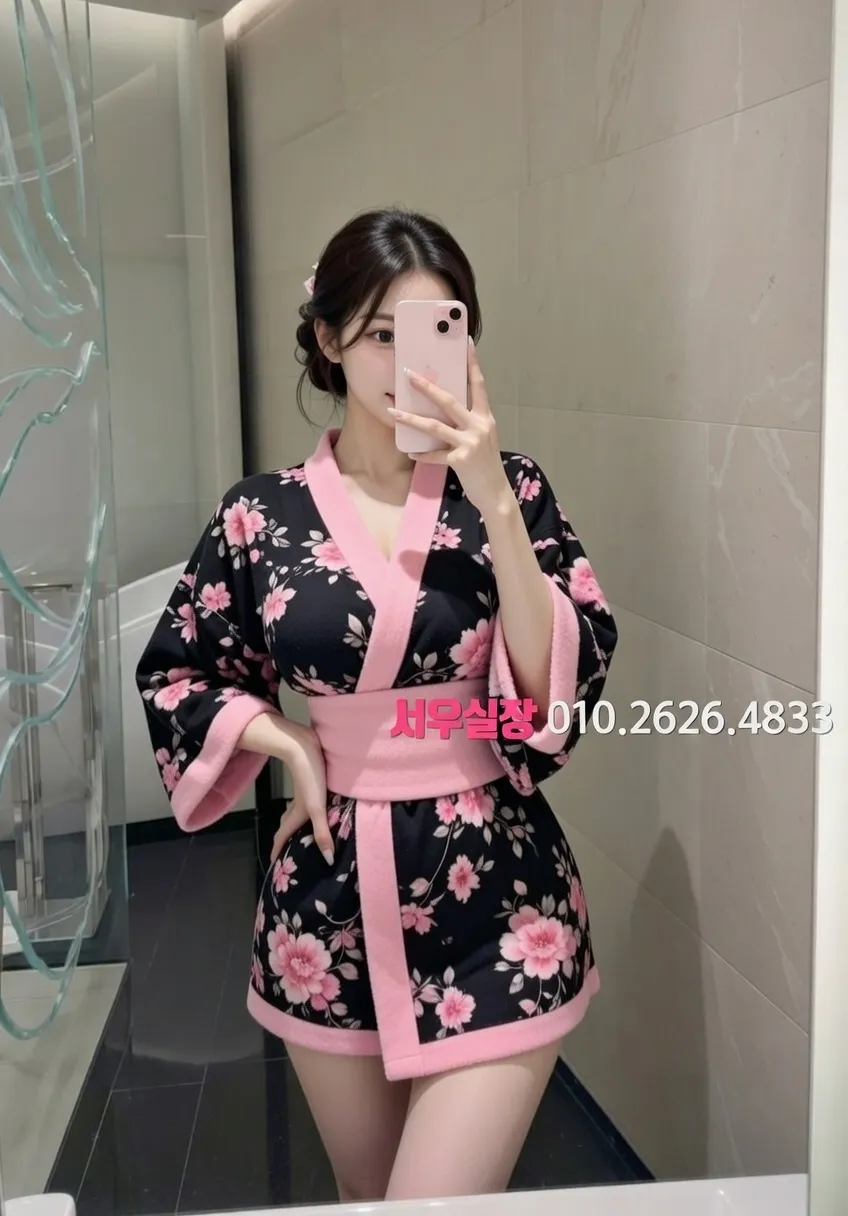 논현 쓰리노 프리미엄 라인업 26번 프로필